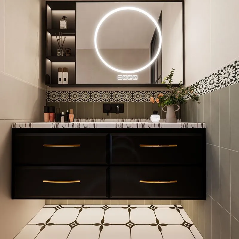 Banyo dolabı